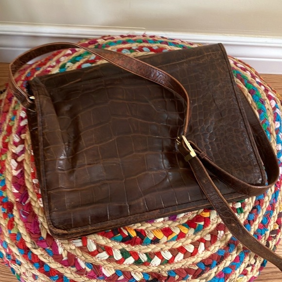 Vintage Brown Messenger Bag with croc embossed leather - Picture 4 of 4